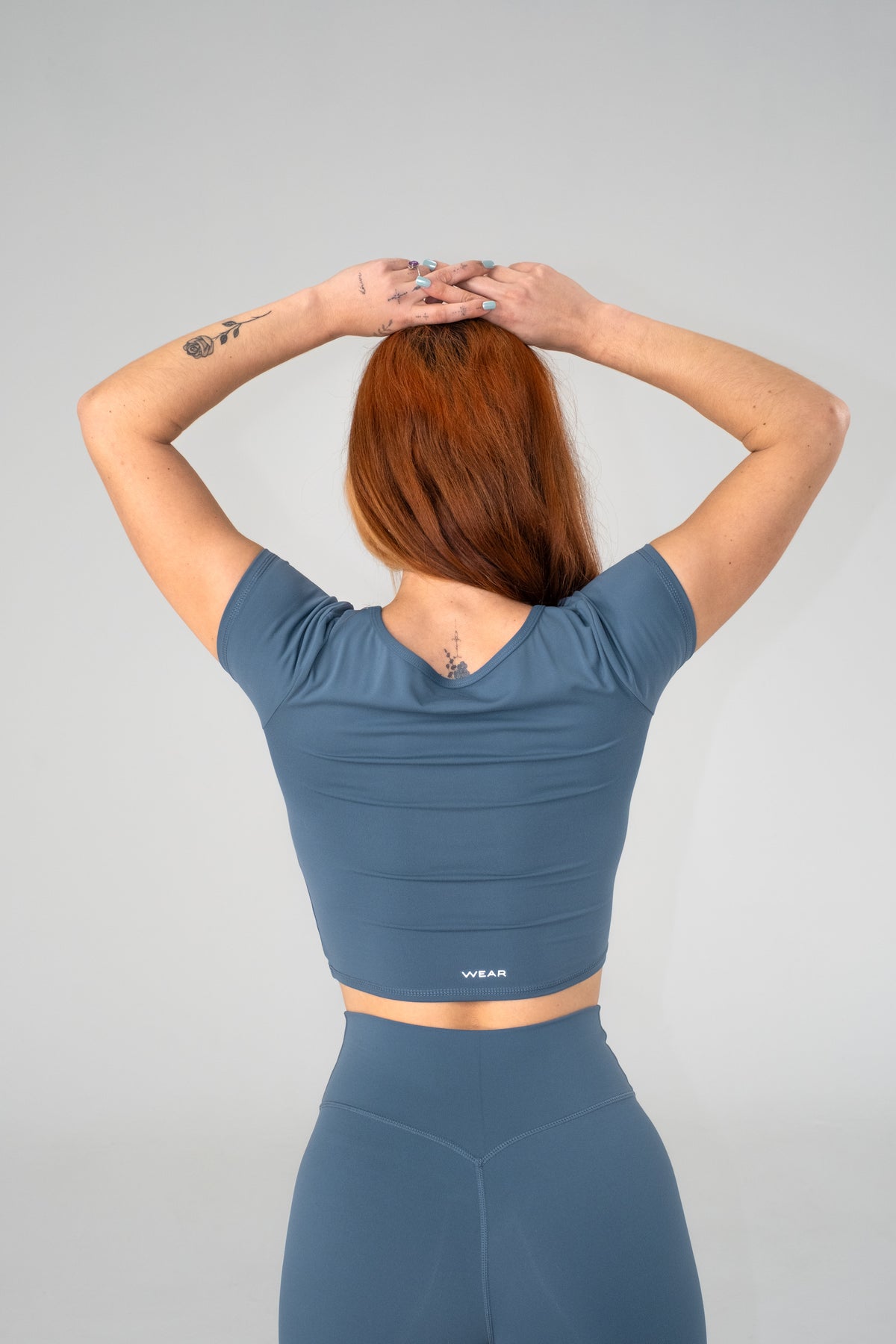 SECOND SKIN CROPPED TEE