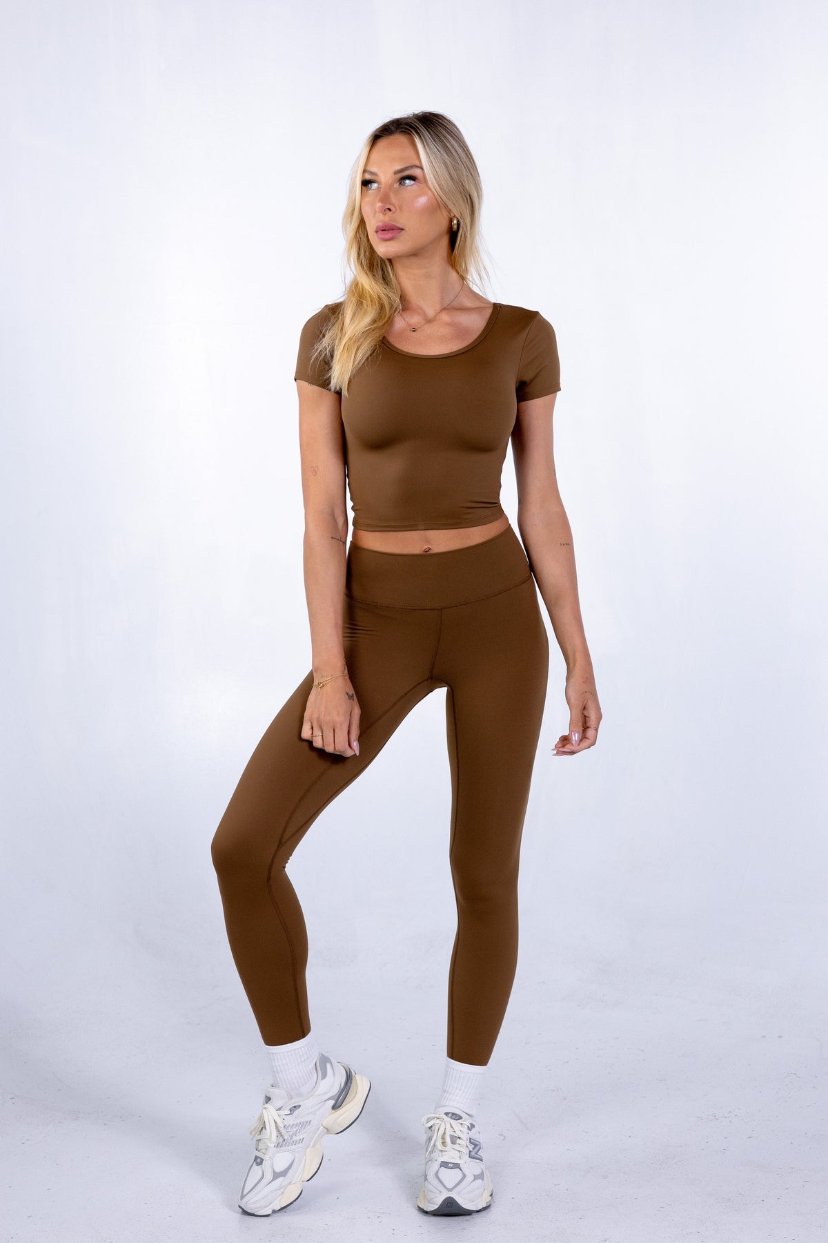 SECOND SKIN CROPPED TEE