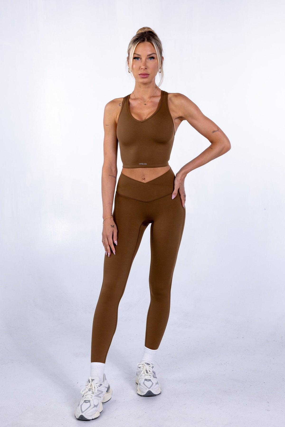 Wear Active active wear cross over legging brown