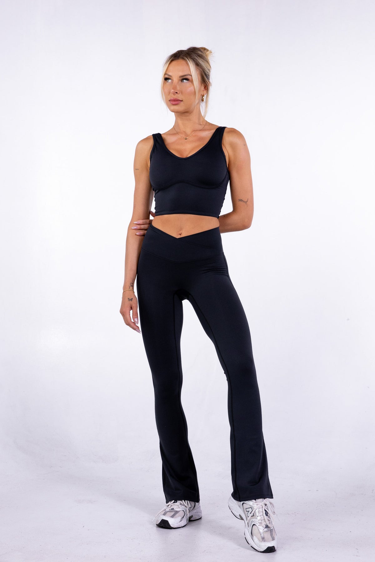 WEAR_ACTIVE_CROSSOVER_FLARE_LEGGING_15
